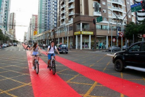 Radares de Maringá registram carros a mais de 140 km/h em vias de 60 km/h