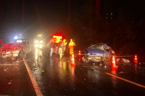 Quatro pessoas morrem em acidente entre três veículos na BR-373, no Paraná