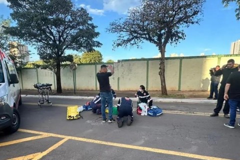 Homem é atropelado por Biz em Maringá e fica em estado grave